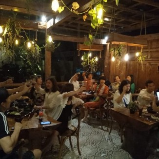 Restoran Cafe hits di Denpasar